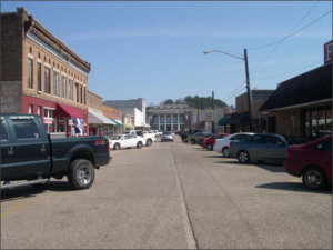 Downtown Looking at Courut House